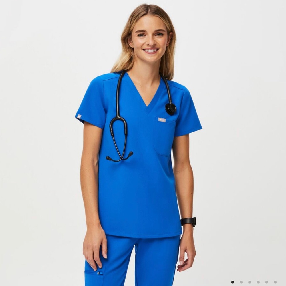 Catarina™ One-Pocket Scrub Top Royal Blue Size Small
